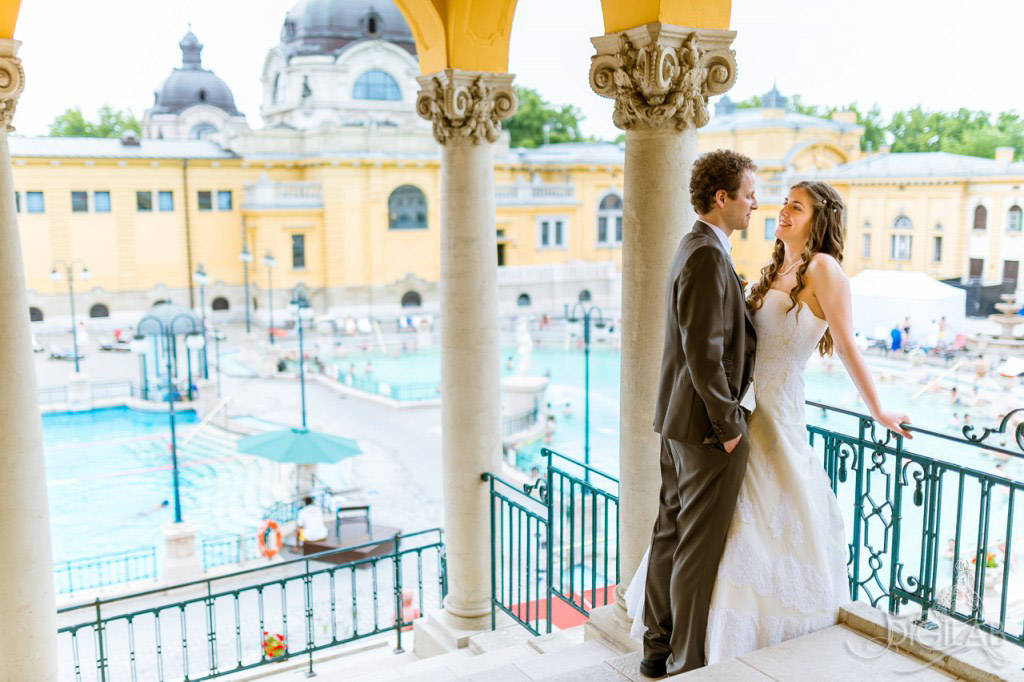 066-Reka-es-Andras-eskuvo-Szechenyi_Gyogyfurdo_es_Uszoda